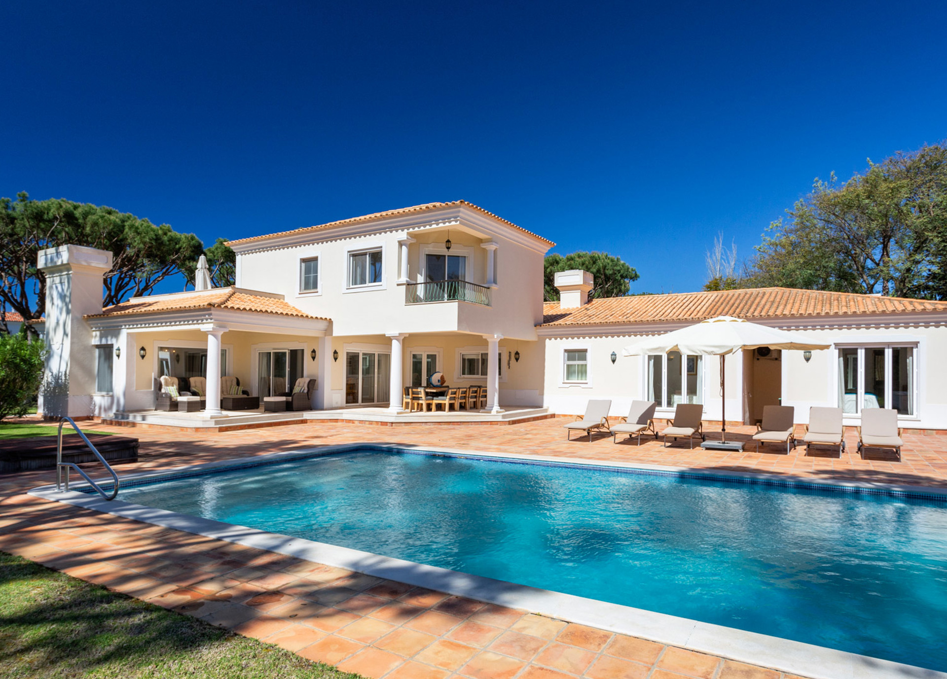 Villa Sunlight Quinta Do Lago Waratah Properties 3