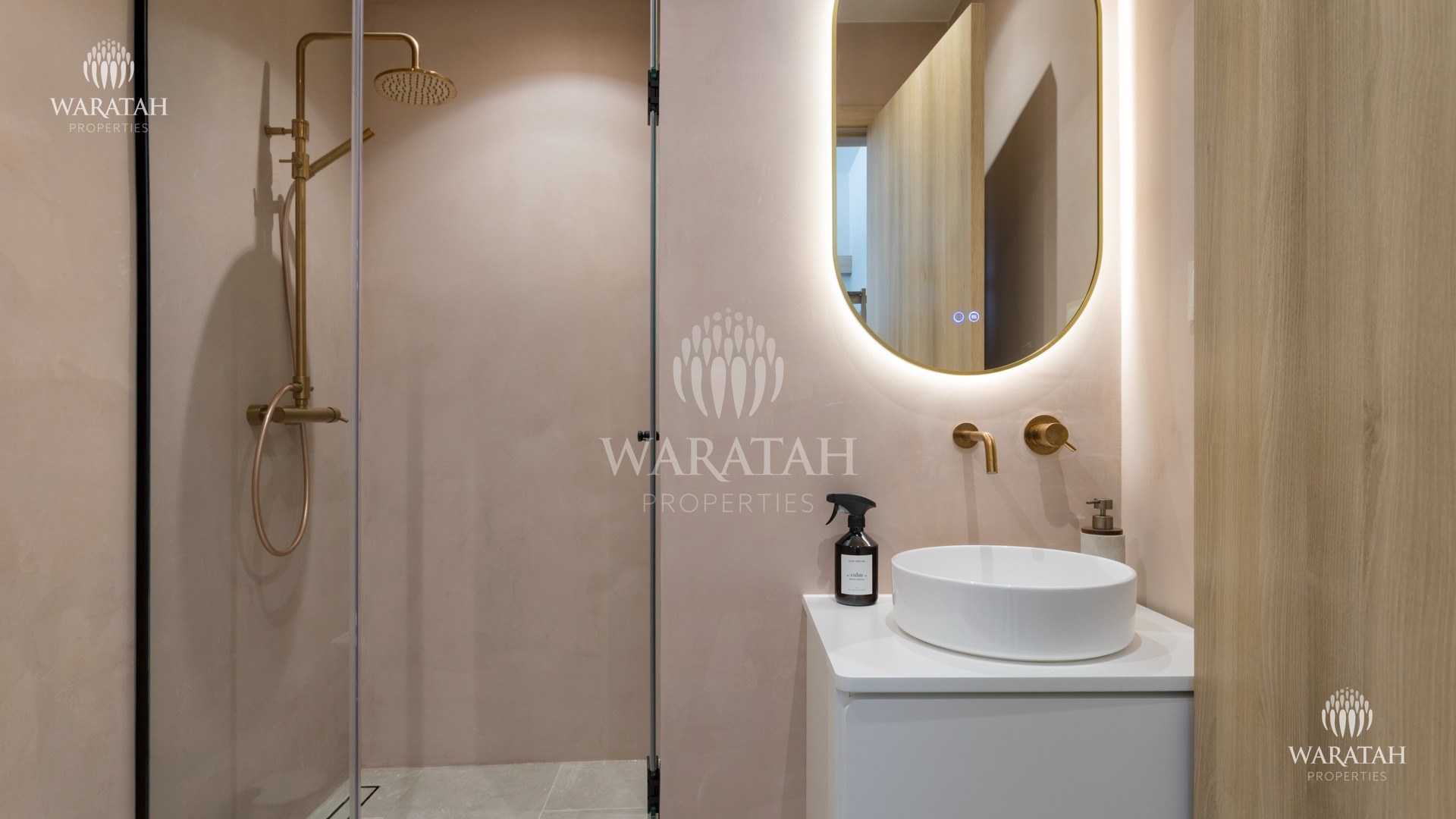 SWM 056 Bathroom 4 Villa Aurea Ferragudo Waratah Properties