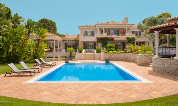 Villa Rey QL Waratah Properties (2 Of 2)