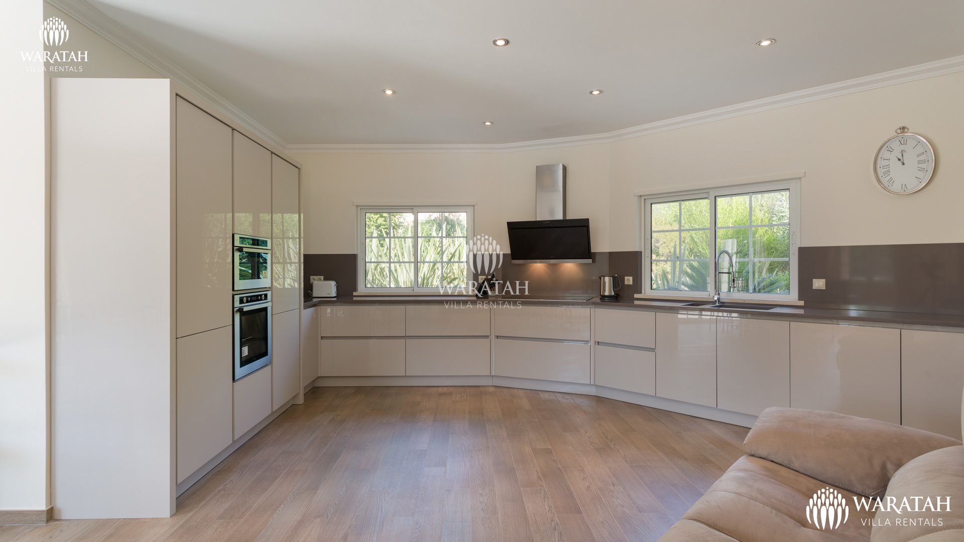 Waratah Villa Rentals Villa Susana Quinta Do Lago (30)