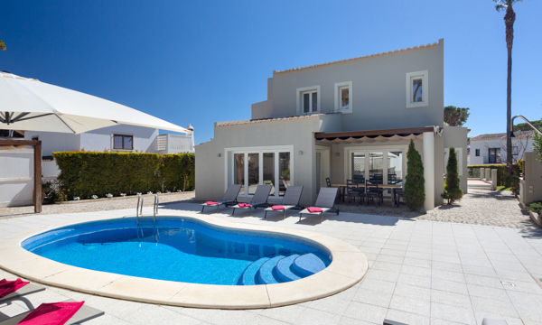 Villa Lea Waratah Villa Rentals 9 Copiar