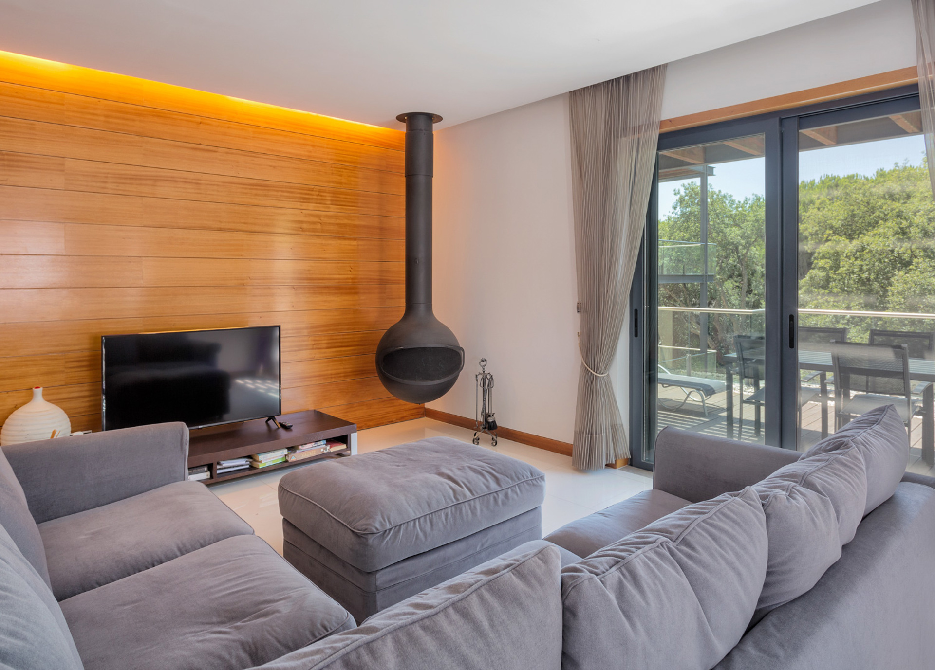 Apartment Jennifer Vale Do Lobo Waratah Properties 7 (1)