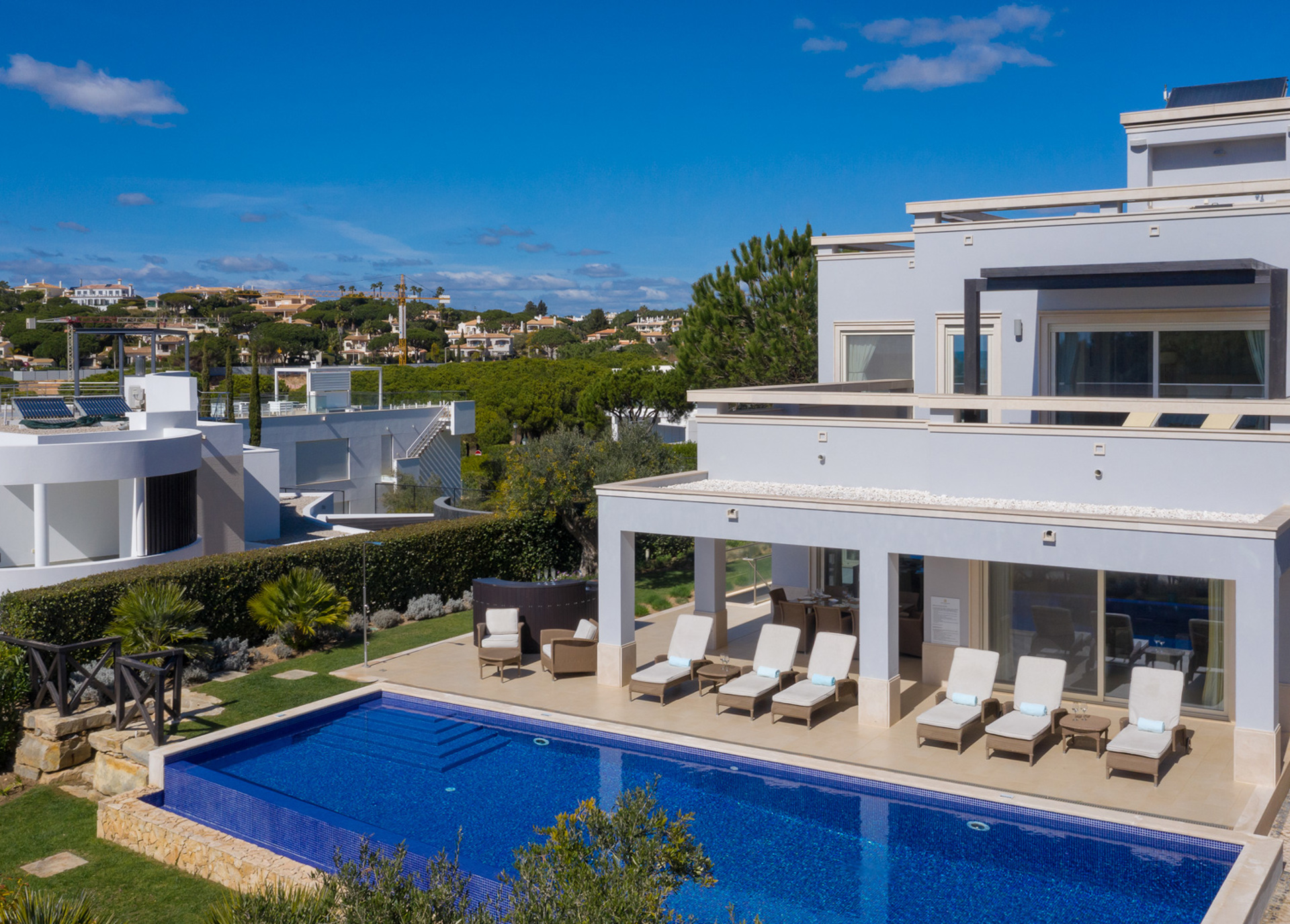 Waratah Villa Rentals Villa Las Dunas Vale Do Lobo (15)