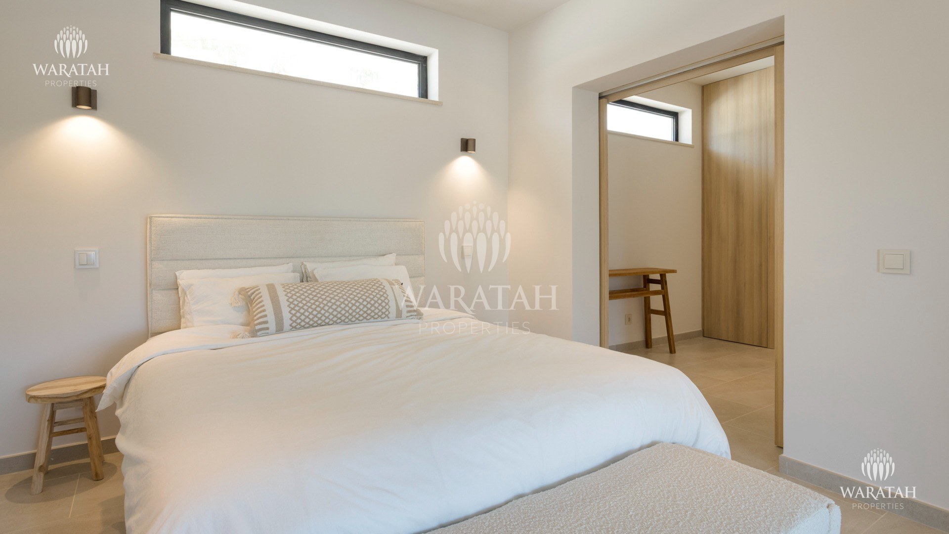 SWM 050 Main Bedroom 3 Villa Aurea Ferragudo Waratah Properties