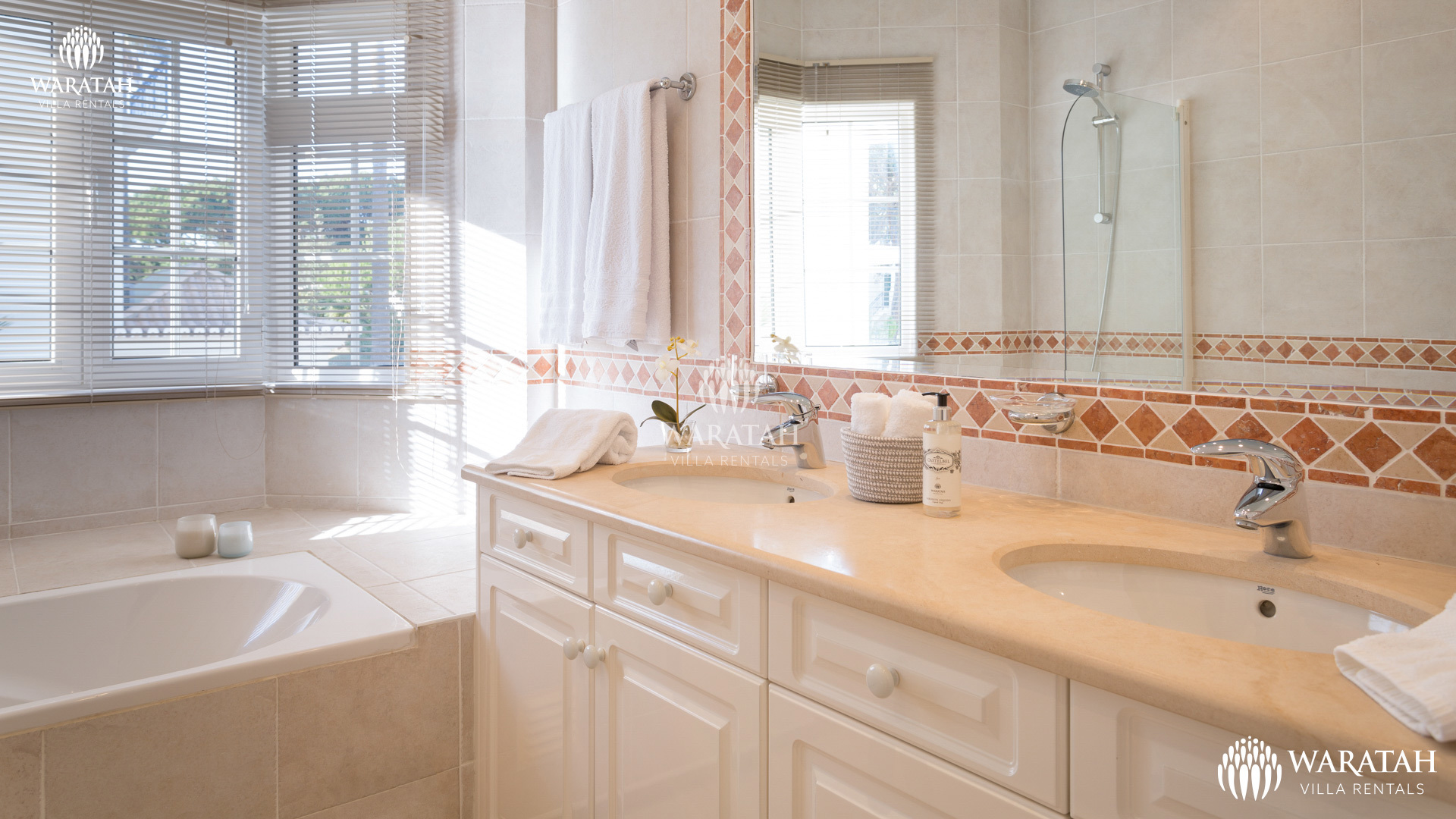 Waratah Villa Rentals Apartment Suzanne Vale Do Lobo (2 Of 13)