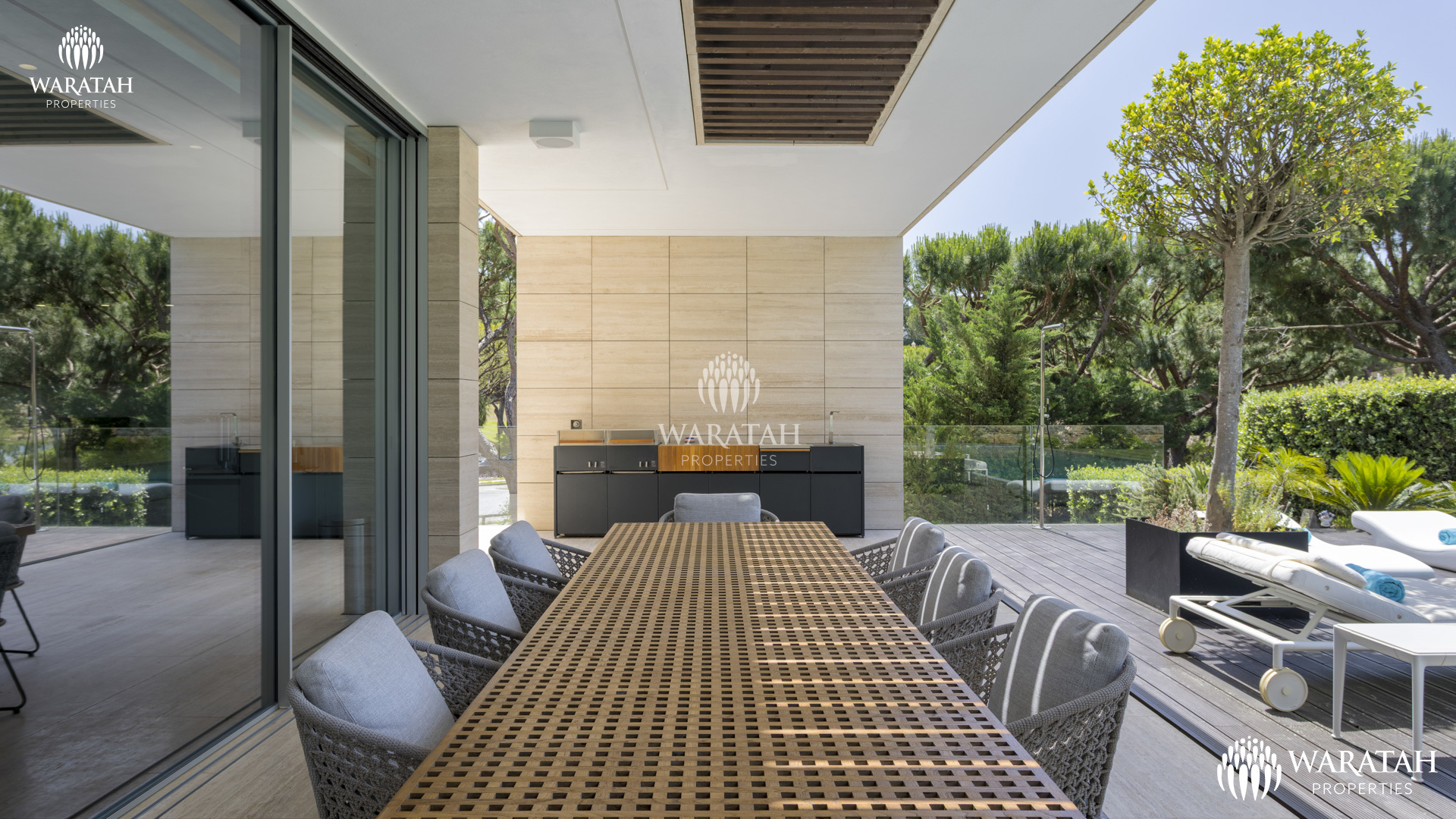 Villa Leona WP (30 De 90)