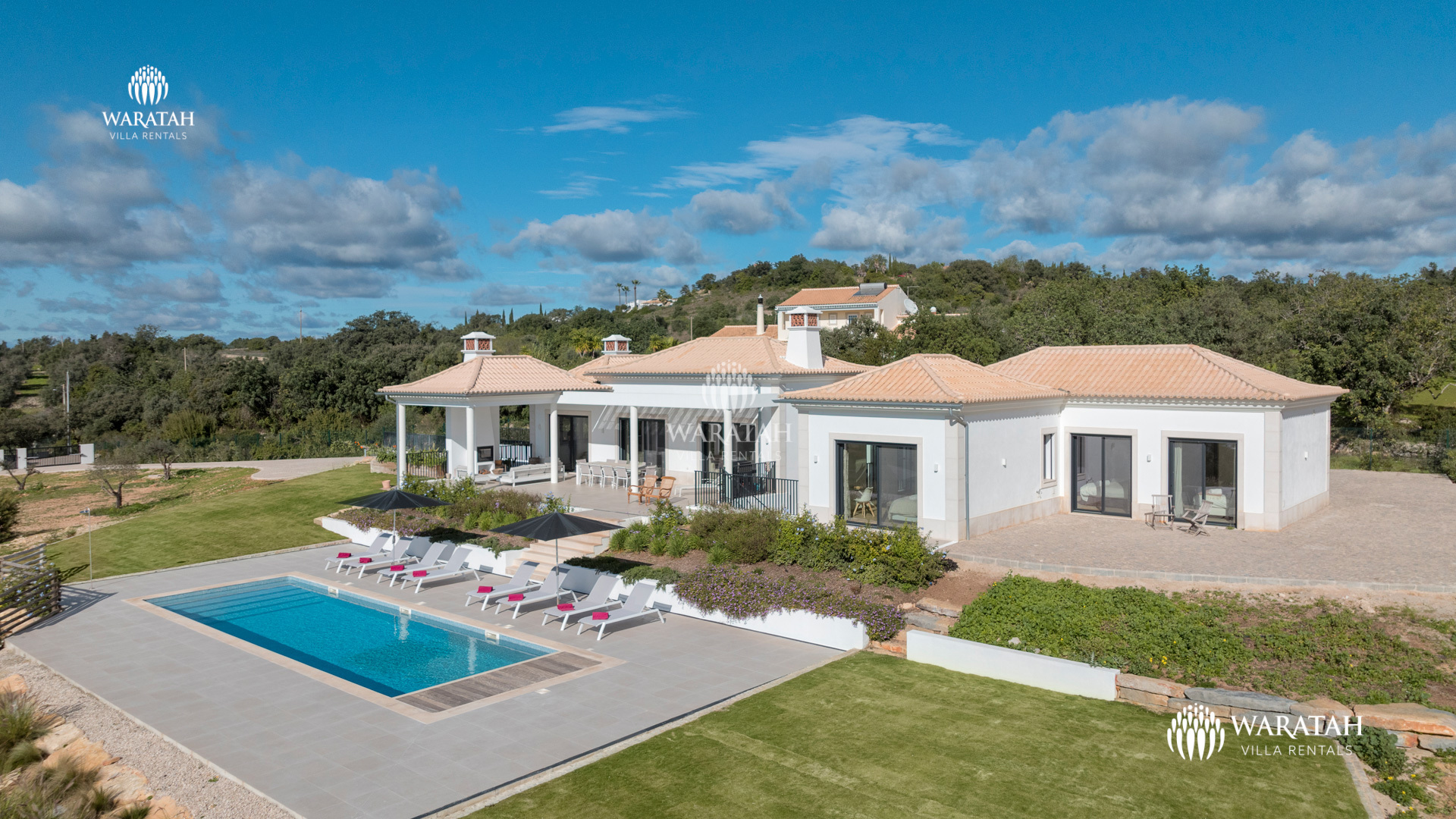 Villa Humberto (7 De 39)