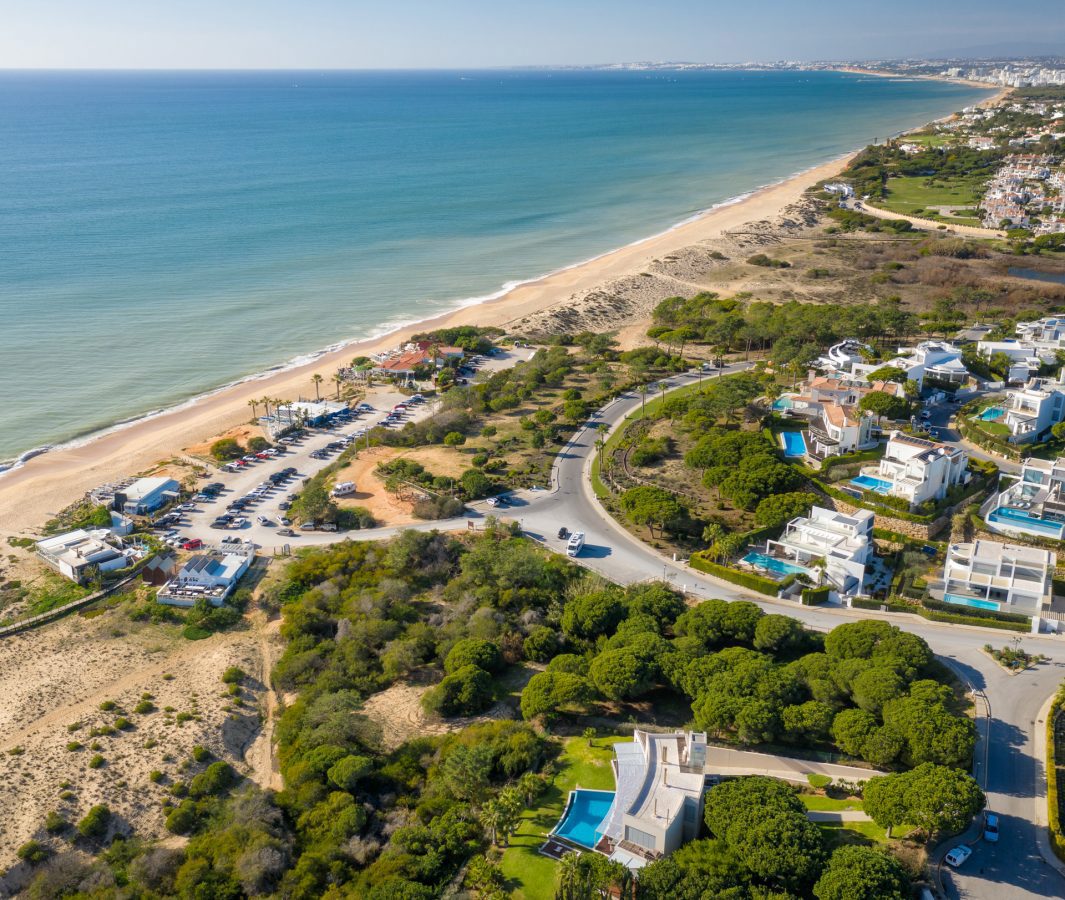 OCEAN CLUB