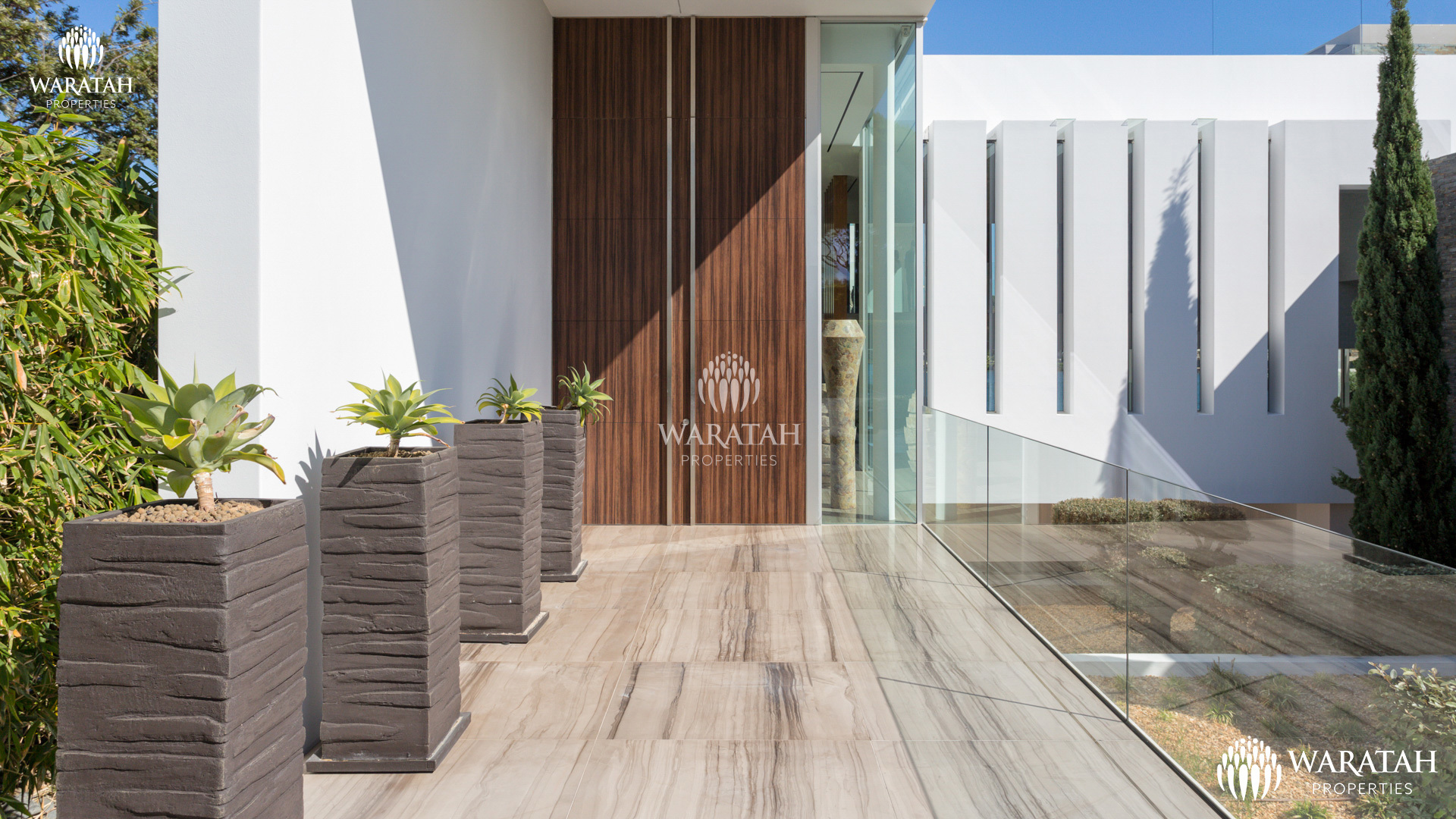 Villa Moon Splash WP 36