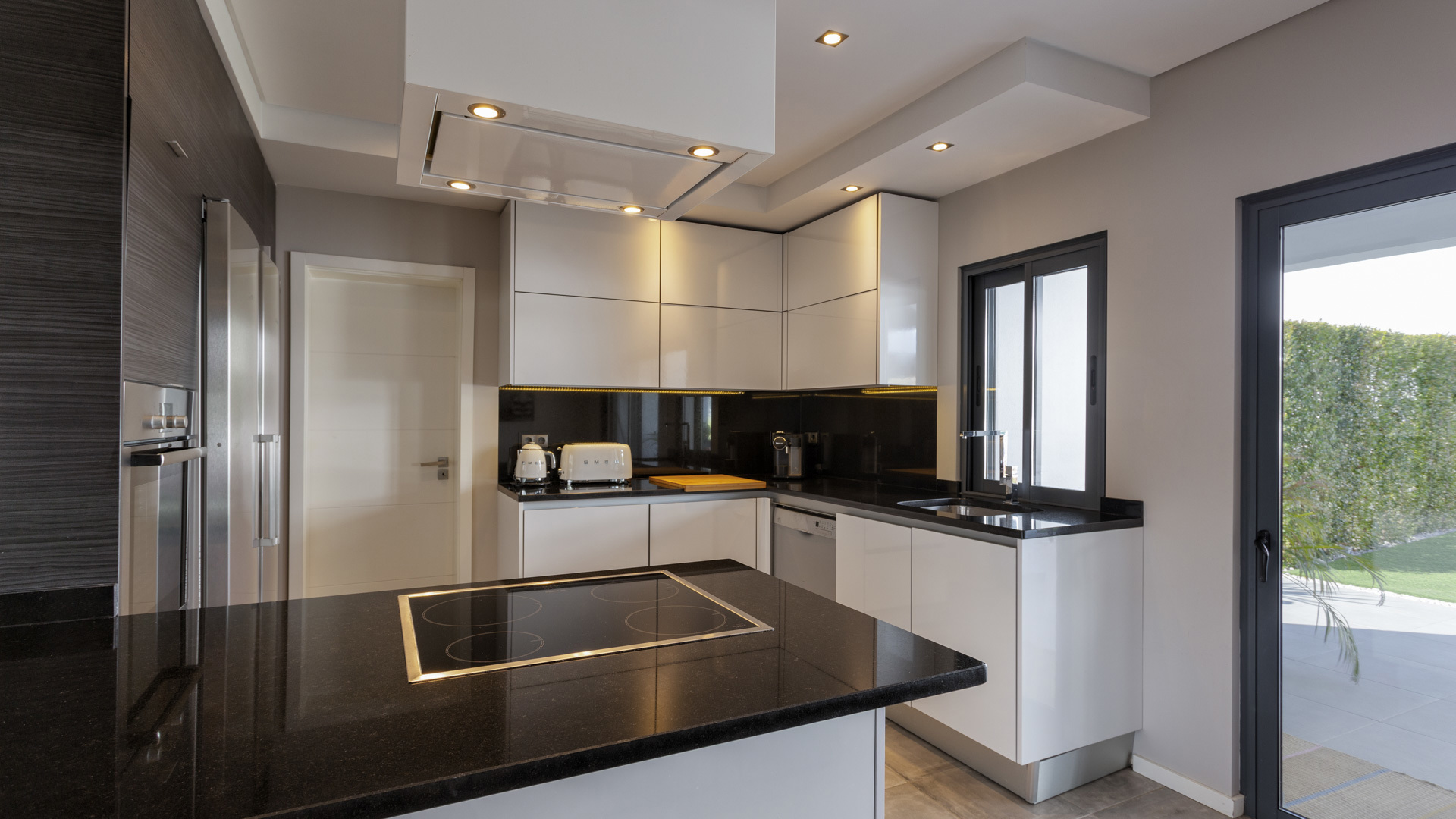 Villa Ariane Goncinha Waratah Villa Rentals 19