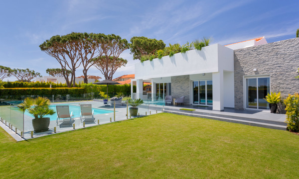 Waratah Villa Dara Vale Do Lobo (1 Of 26) (2)