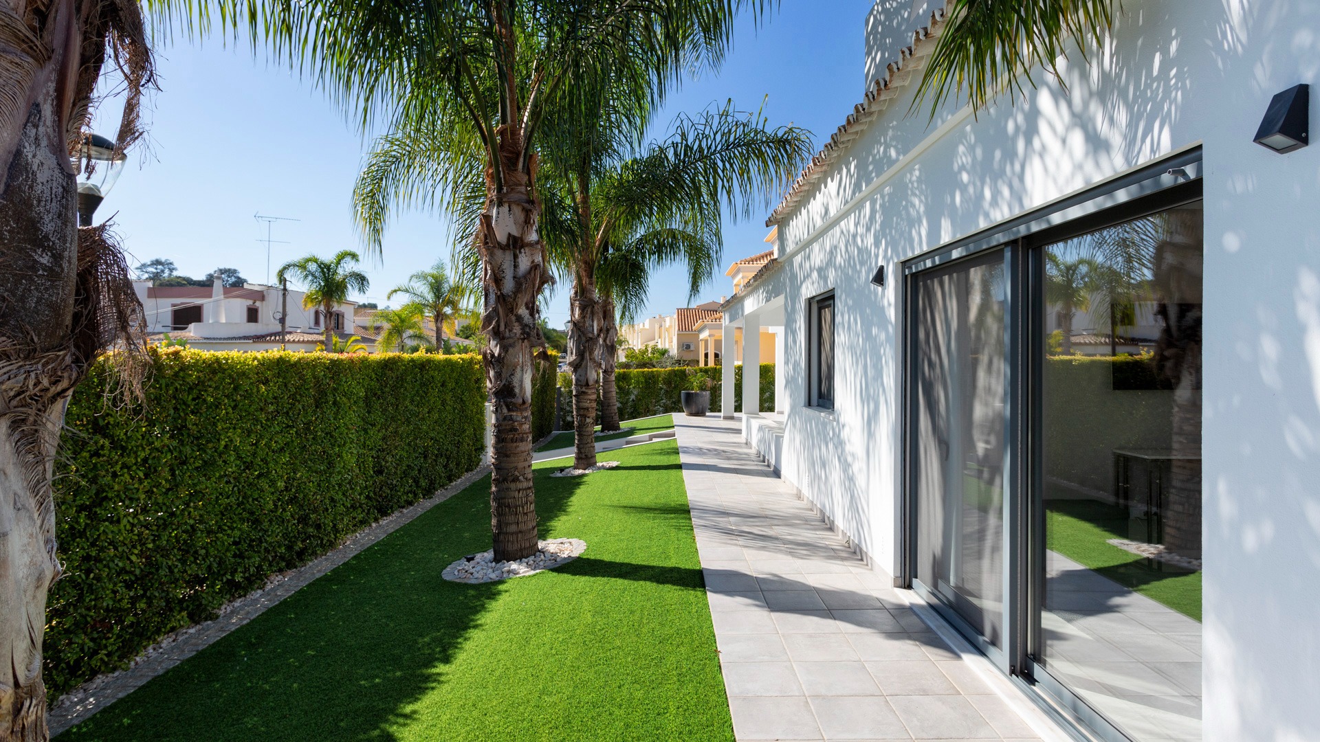 Villa Ariane Goncinha Waratah Villa Rentals 7