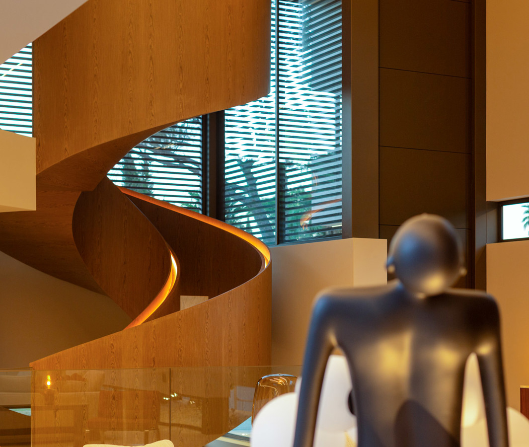 Decoration and Interior Design in Luxury Homes: